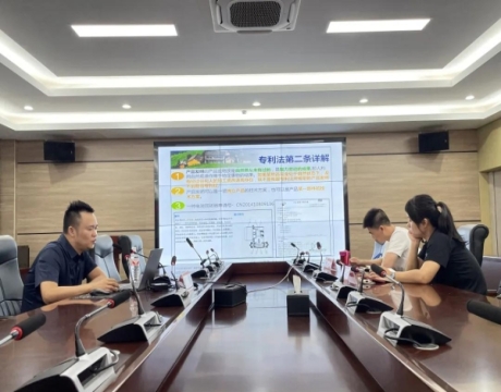 广西2024年“职业院校教师素质提升计划”培训班，王钊锦分享新质人才提升与产学研合作路径