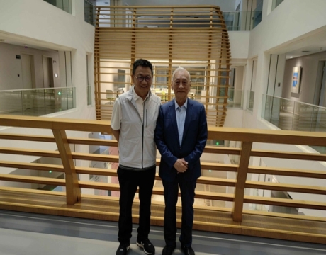 6月2日   院士访问西安欧亚学院，与胡建波董事长共话AI教育合作新篇章